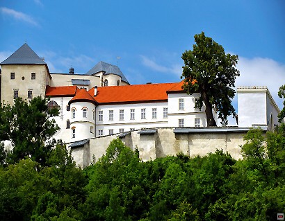 img00066.jpg